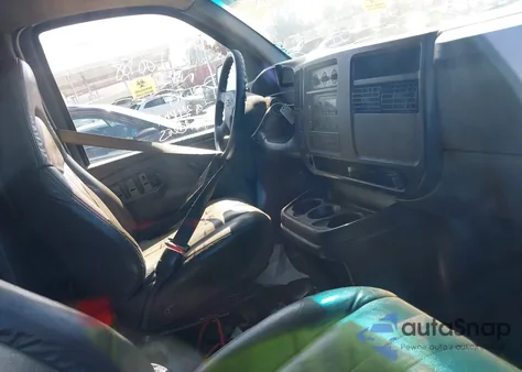 2007 Chevrolet Express Work Van from USA, damaged, VIN 1GCFG15X871228432